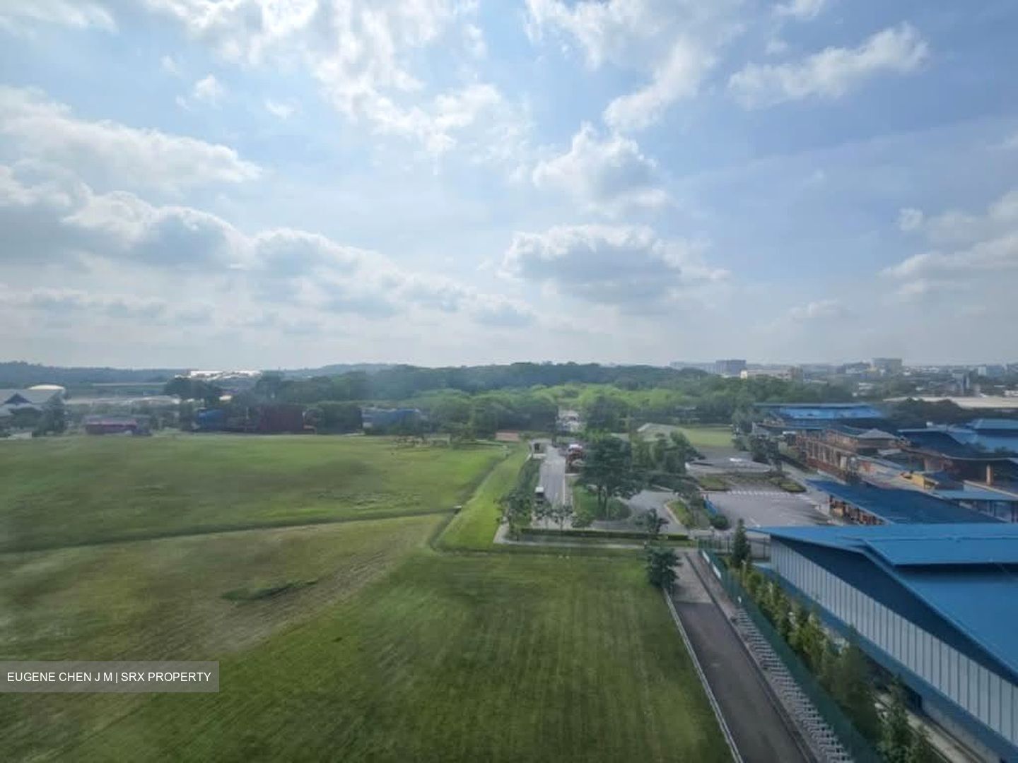 Carros Centre (D25), Factory #527960071